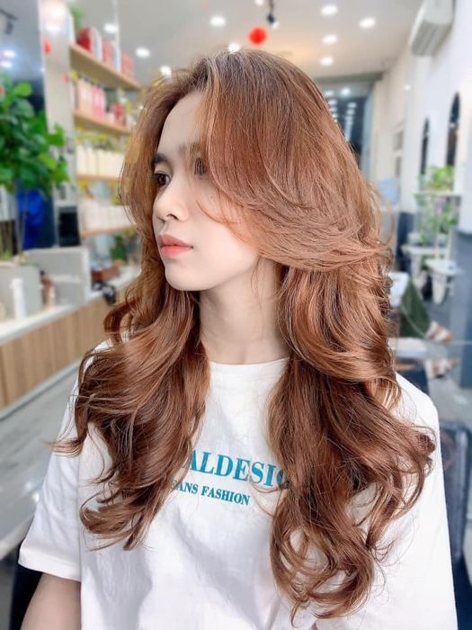 Những mẫu nhuộm tóc thời thượng tại Hair Salon Quốc