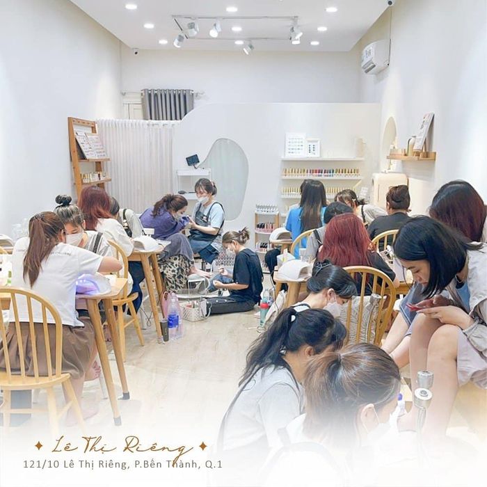 Học viên thực hành tại Letty Beauty
