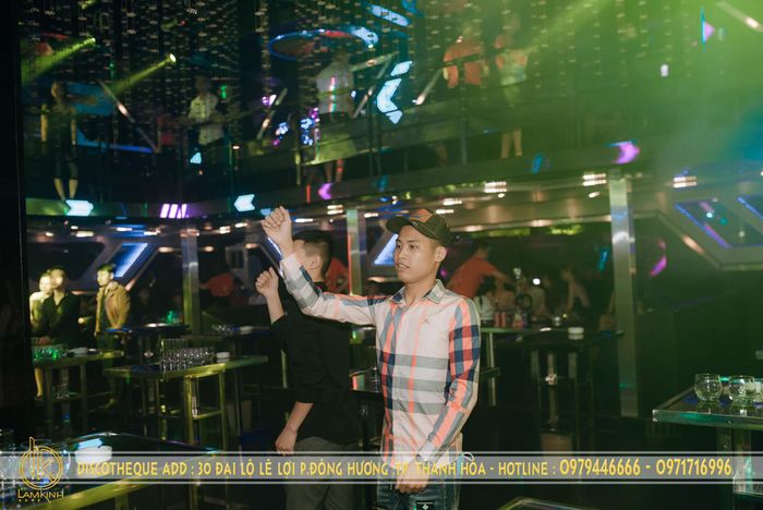 Không gian sang trọng tại Lam Kinh Club