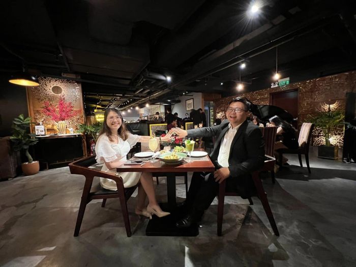 Shri Restaurant & Lounge - Không gian sang trọng với view thành phố tuyệt đẹp