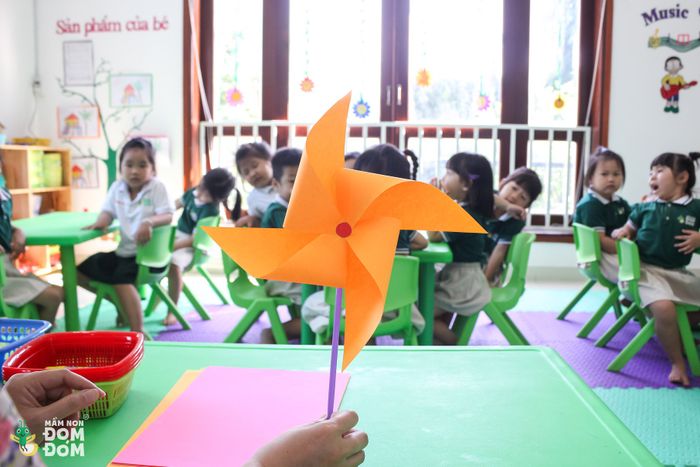 Hình ảnh khuôn viên xanh mát tại Trường mầm non Đom Đóm Trảng Dài