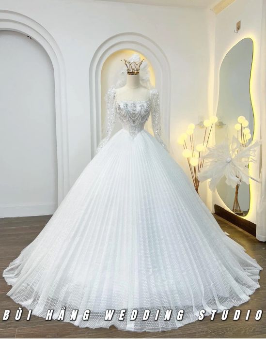BÙI HẰNG Wedding Studio ảnh 1 - Nơi lưu giữ những khoảnh khắc rạng ngời của các cô dâu trong bộ váy cưới lộng lẫy