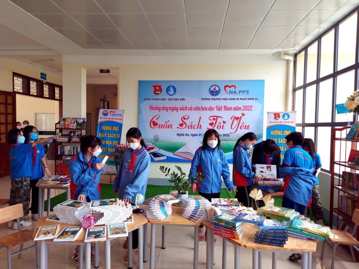 Ảnh 2: Trường TH-THCS Thực hành Sư phạm Nghệ An - Kiến trúc hiện đại trong khuôn viên xanh mát