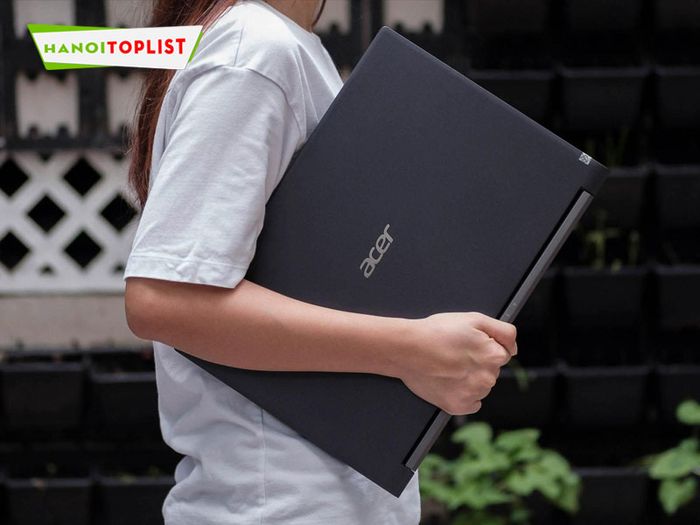 sua-laptop-thai-ha-dong-da-Mytour