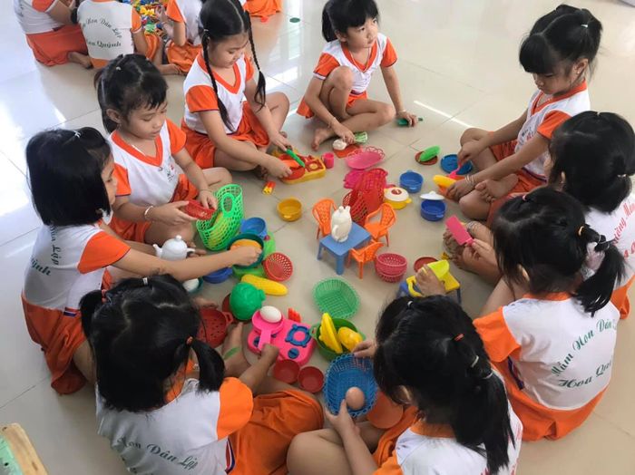 Khoảnh khắc đáng yêu tại Trường Mầm Non Hoa Quỳnh - Ảnh 2