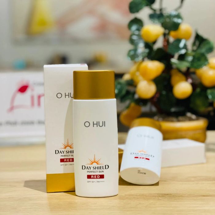Hình ảnh chân thực kem chống nắng O HUI bộ sưu tập mới nhất