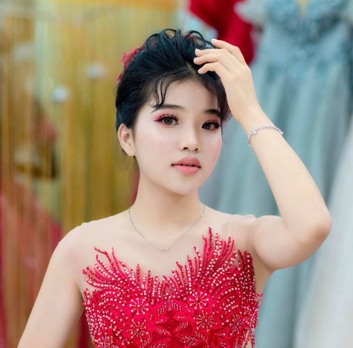 Bộ sưu tập trang điểm cô dâu tinh tế từ Linh July Makeup - Ảnh 3
