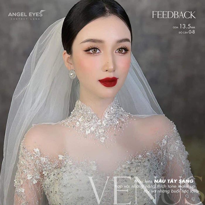 Không gian trưng bày sản phẩm tại Angel Eyes Đà Nẵng