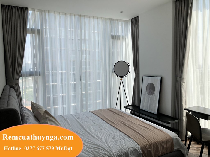 Không gian trưng bày ấn tượng tại Rèm Cửa Thúy Nga