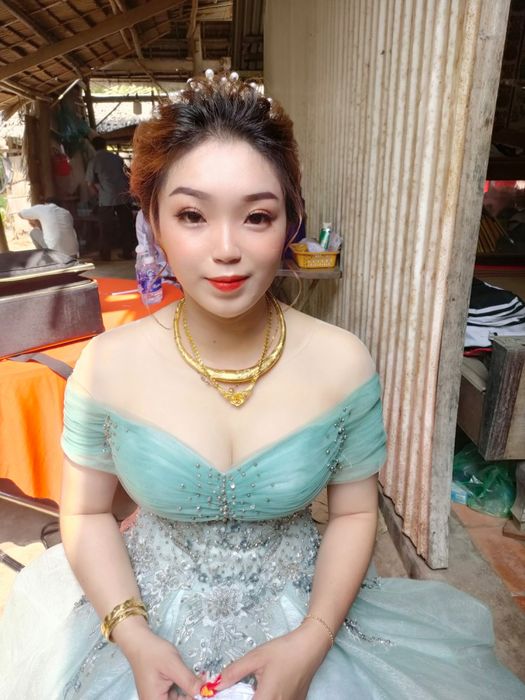 Khoảnh khắc tỏa sáng của cô dâu cùng Makeup Thuý Nguyễn