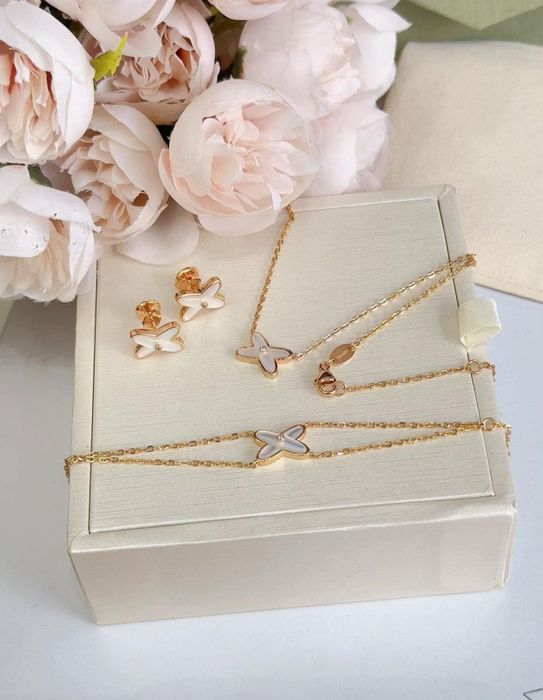 Khoảnh khắc đẹp tại Tiệm Vàng Phước Thịnh - góc chụp độc đáo