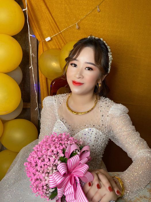 Bộ sưu tập phong cách trang điểm thanh lịch tại Áo cưới NhiWedding