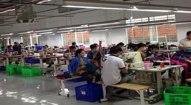 6 xưởng sỉ túi xách giá tốt nhất TP.HCM: Balo Túi Xách - Chất lượng vượt trội