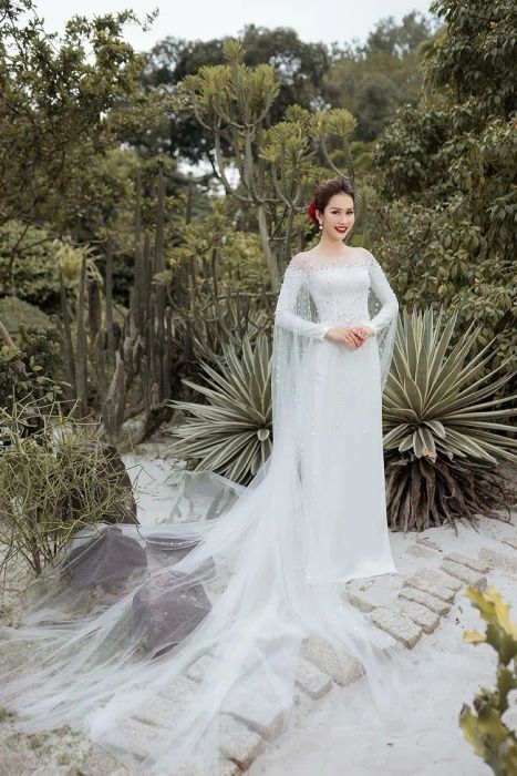 Bộ Sưu Tập Áo Dài Cưới Tại LAHAVA