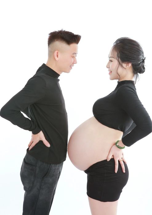 Sophia Studio - Bộ ảnh đầu tiên lưu giữ vẻ đẹp rạng ngời của mẹ bầu