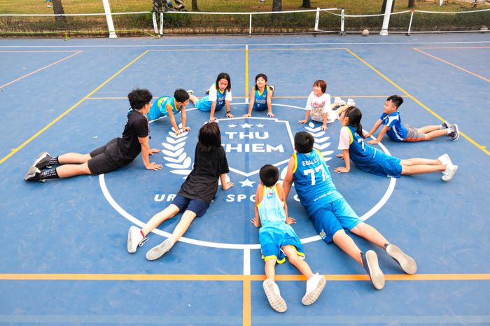 Hình ảnh sân tập hiện đại tại Trung tâm Bóng rổ Eballs