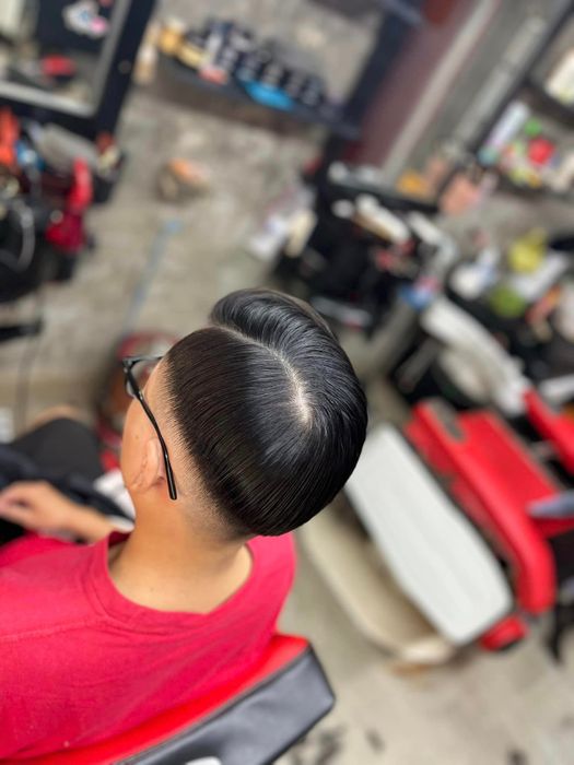 Hình ảnh không gian sang trọng tại MP Barber Shop