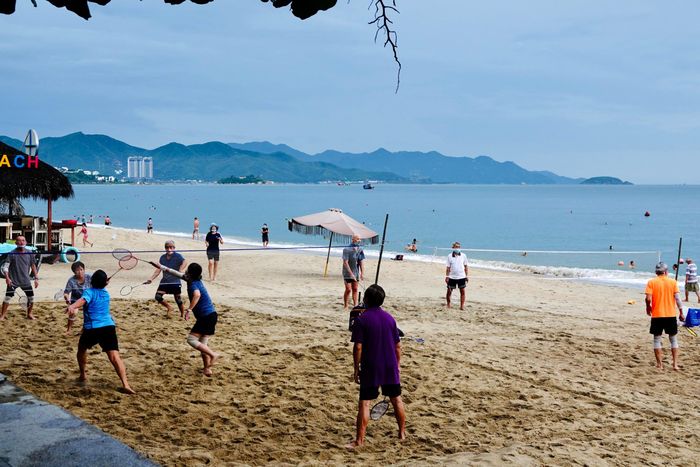 Khoảnh khắc bình minh trên biển Nha Trang (Nguồn: internet)