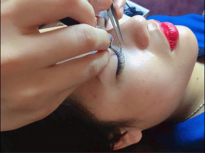 Hình ảnh thực tế nối mi đẹp tự nhiên tại Hoàng Anh Nối Mi