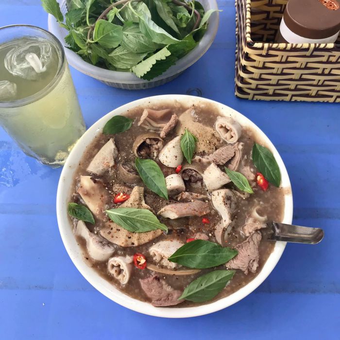 Hình ảnh tô cháo lòng thơm ngon tại Cháo Lòng Hà Nội - Đường 59