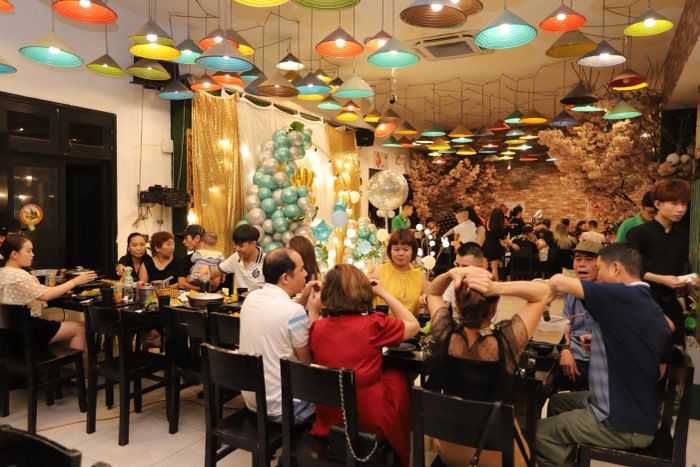 Khoảnh khắc ấn tượng tại Phủi Quán - nơi ẩm thực và không gian hòa quyện thành trải nghiệm khó quên