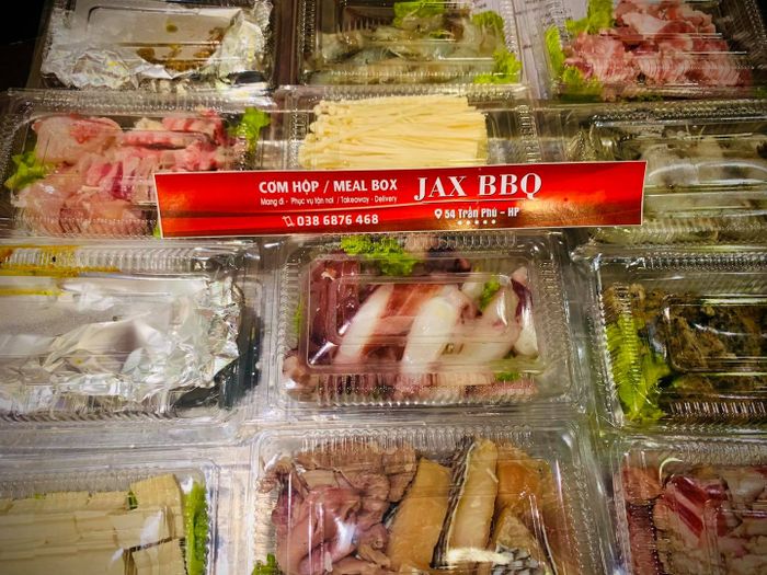Góc ảnh đầy nghệ thuật tại J.A.X Hotpot & BBQ 54 Trần Phú