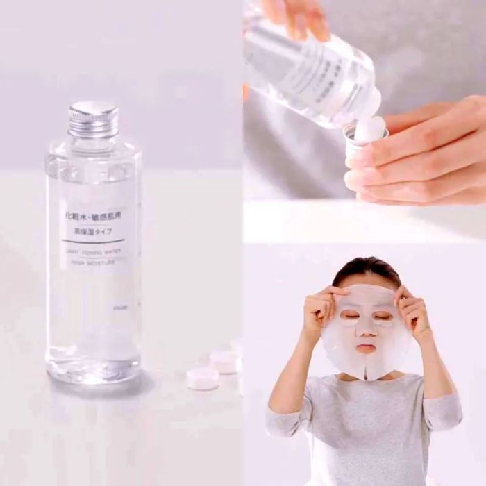 Muji Light Toning Water ảnh 2 - Hình ảnh chân thực về chai toner trong suốt tinh khiết như giọt sương