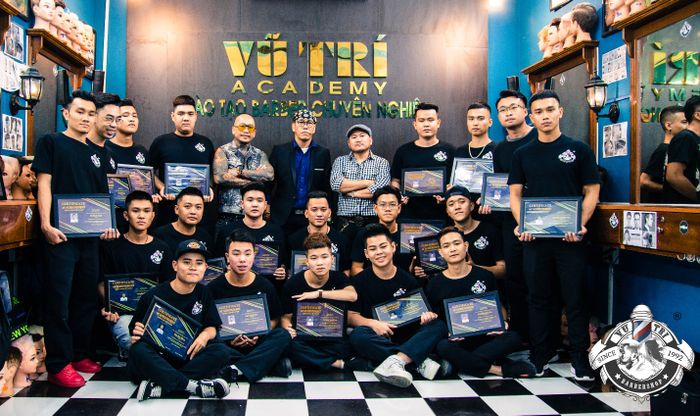 Không gian đào tạo chuyên nghiệp tại BarberShop Vũ Trí