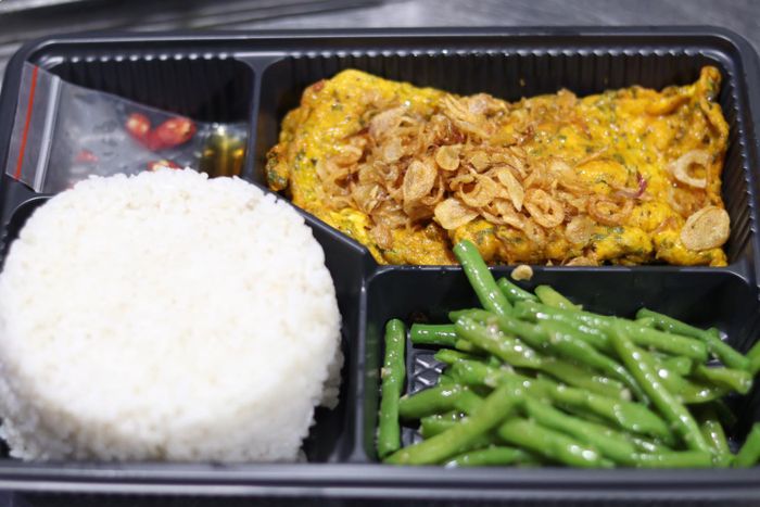 CƠM ĐẤT CẢNG - Khung cảnh ấm cúng qua ống kính (Ảnh 1)