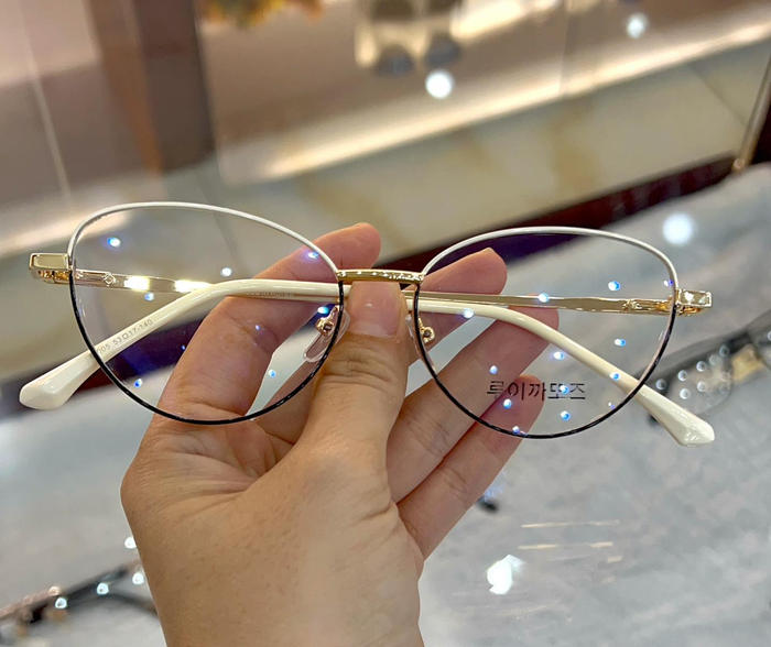 Hình ảnh không gian hiện đại tại Kính Thuốc 371