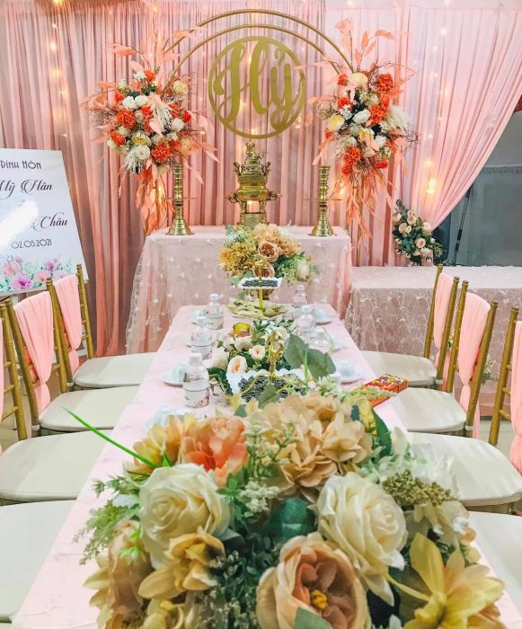 Không gian tiệc cưới lãng mạn do Thảo My Wedding thực hiện