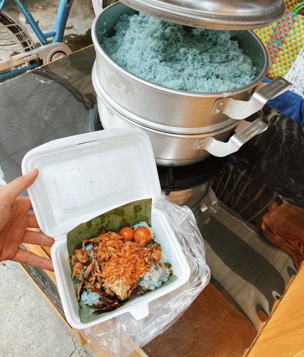 Hình ảnh đặc trưng của xôi cô Bửu