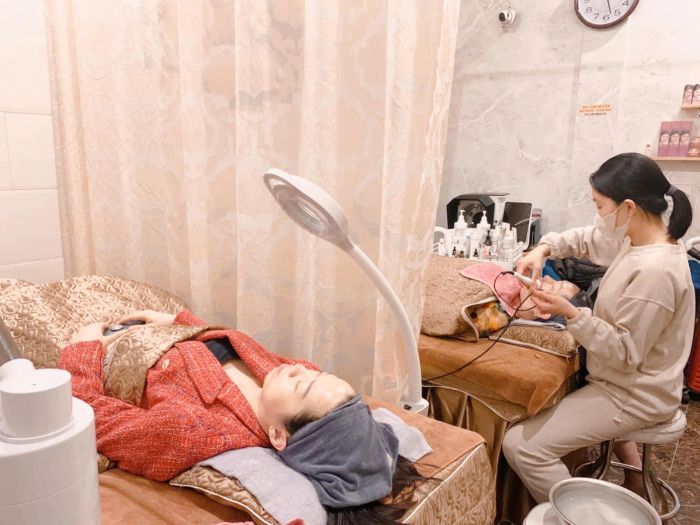 Quy trình chăm sóc da chuyên nghiệp tại Hiền Neen Spa (ảnh 2)