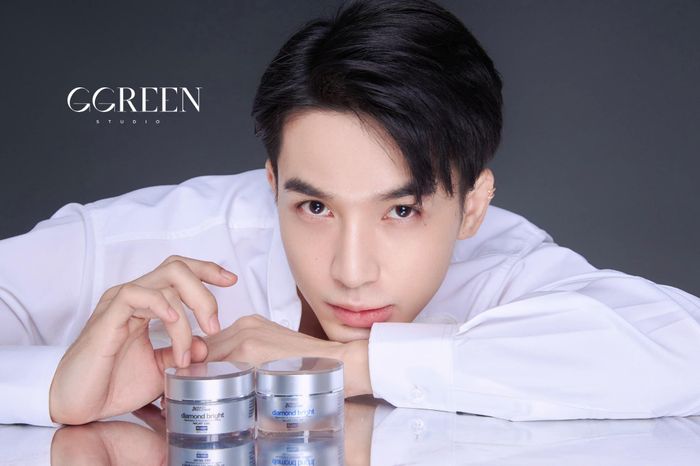 Tác phẩm nghệ thuật đầu tiên tại G GREEN Studio