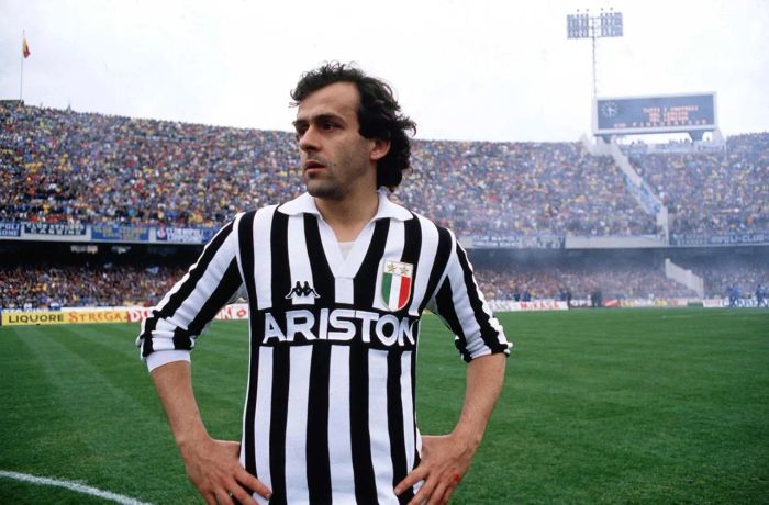 Platini - Nghệ sĩ của những pha đá phạt đầy mê hoặc