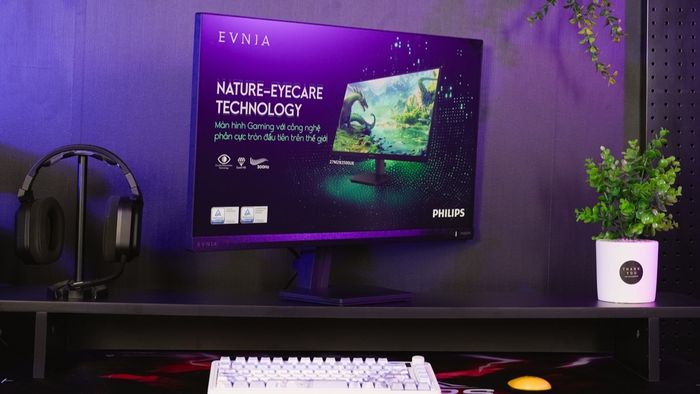 Evnia 27M2N3500UK trang bị tấm nền Fast IPS 27 inch hỗ trợ độ phân giải 2K