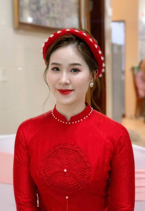 Hình ảnh cô dâu lộng lẫy bởi LeO Trần Wedding Studio