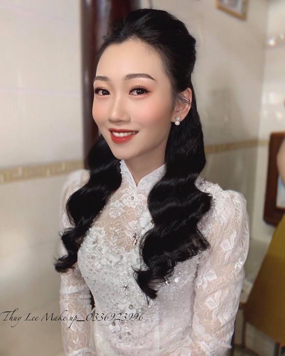 Hình ảnh cô dâu lộng lẫy bởi Thuy Lee Make Up