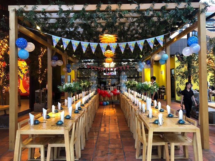 Hình ảnh góc tiệc sang trọng tại KING's GRILL