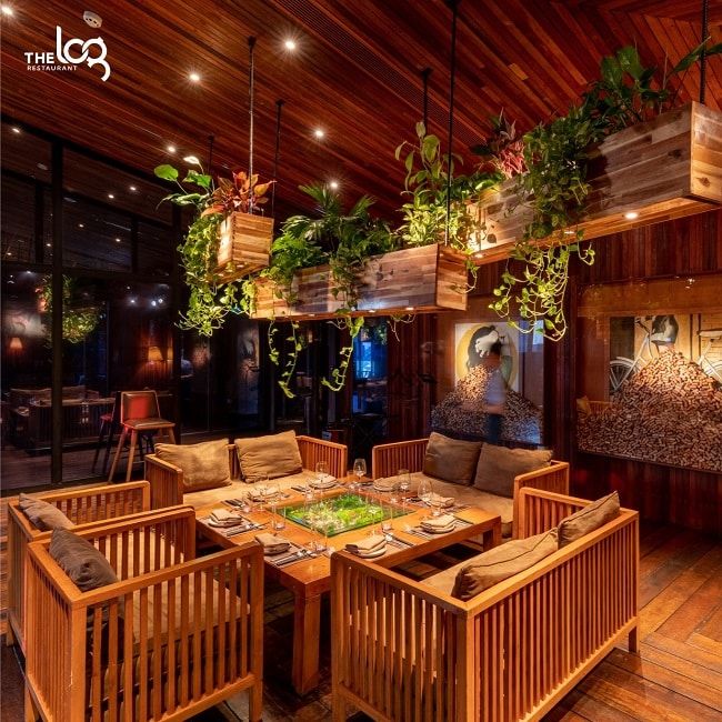 The Log Restaurant - Tầm nhìn toàn cảnh Sài Gòn từ trên cao