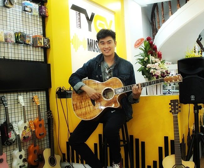 Trải nghiệm mua sắm đàn guitar chất lượng tại TYGY