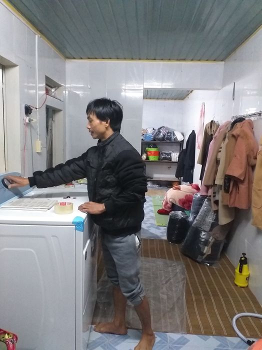 Không gian phục vụ tại Giặt Sấy Đống Đa