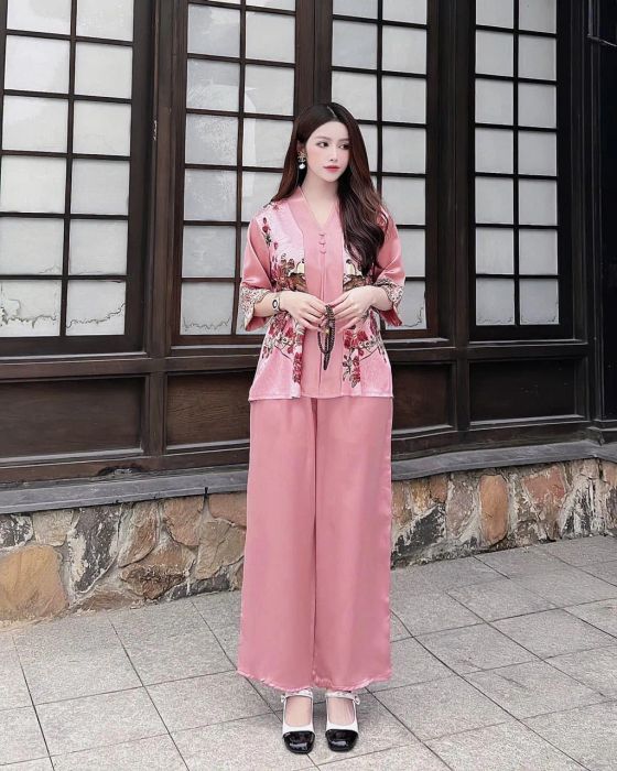 Hình ảnh trang phục tại Ngọc Đoan Pháp Phục