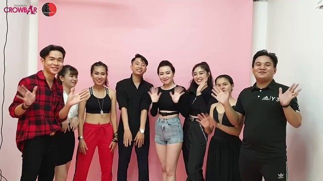 Crowbar Academy - Nơi ươm mầm tài năng nghệ thuật đa diện