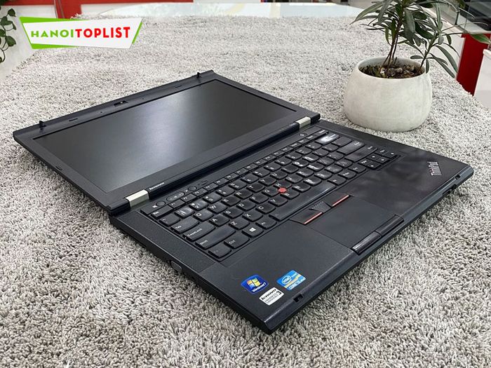 laptoptcl-dia-chi-vang-cho-nguoi-me-thinkpad-cu-Mytour