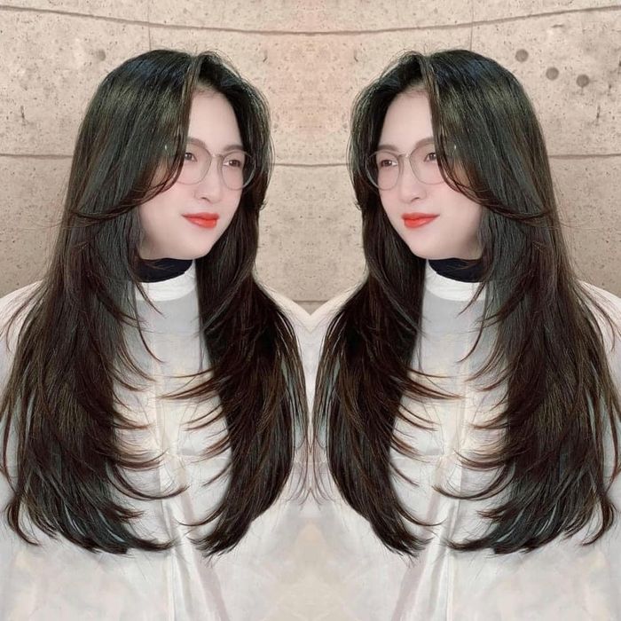 Không gian sang trọng và đẳng cấp tại Quốc Huy Hair Salon
