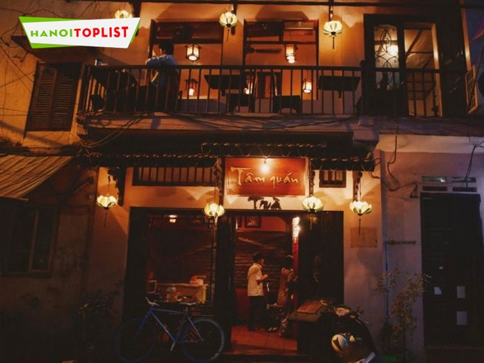 tam-quan-tra-ngoi-nha-tam-linh-cho-nguoi-me-tra-Mytour