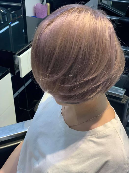 Khám phá không gian sang trọng và phong cách làm đẹp đẳng cấp tại Dũng Mjn Hair Salon qua những hình ảnh ấn tượng