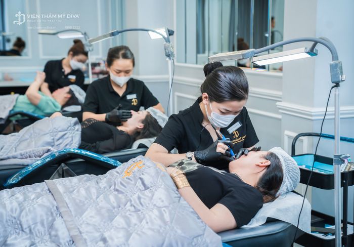 Hình ảnh trải nghiệm dịch vụ cao cấp tại Viện Thẩm Mỹ DIVA