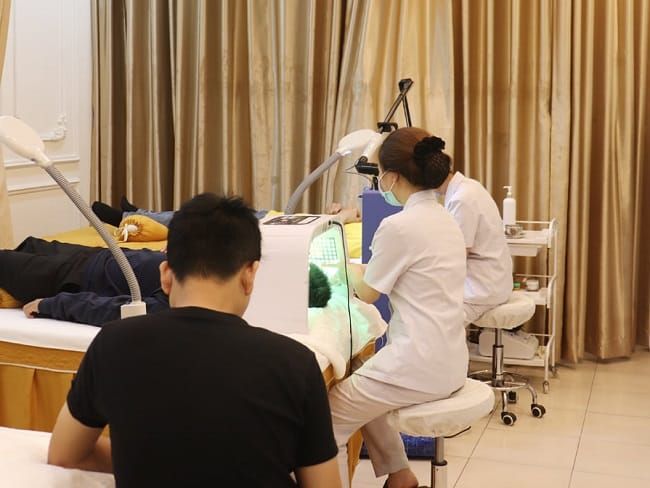 Thẩm mỹ viện Ladova - Tiên phong công nghệ trị nám Nobel White